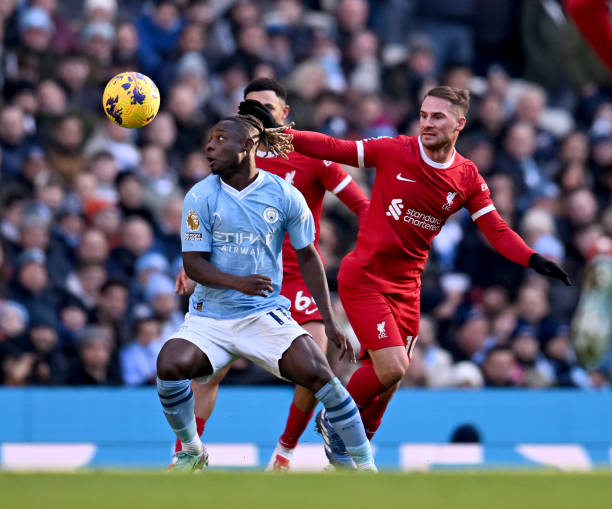 暴力型发球 暴力型发球